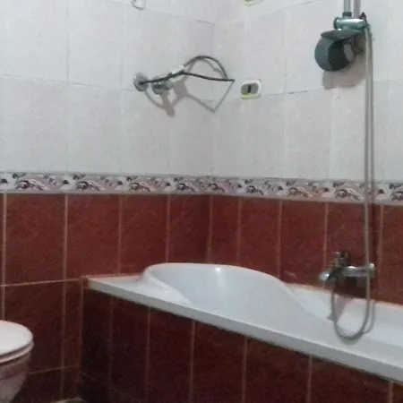 A 3-Br Apt W Fp, Gv & 20 Min To The Sea & Muntazah Alexandria Exterior photo